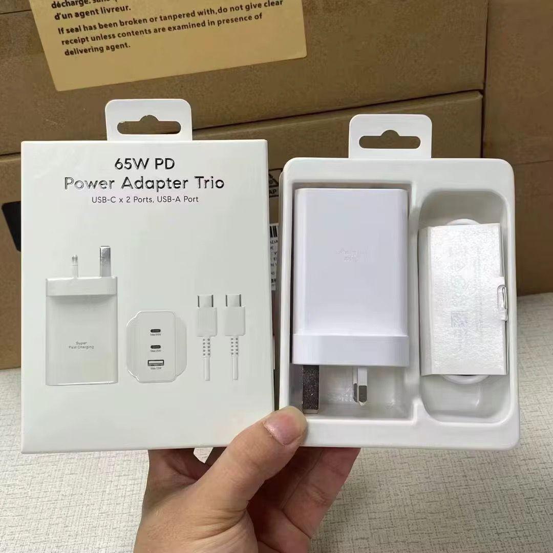 65W Fast Charger - Universal USB-C & USB-A for Phones, Tablets, Laptops